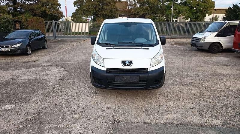 Weiß Gebraucht 2012 Peugeot Expert Van | 4.400 € (Guter Preis) - Bild 1/4