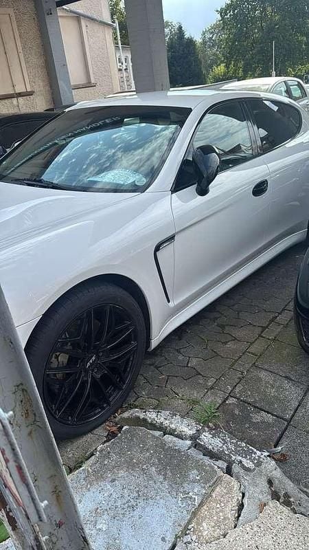 Gebraucht Porsche Panamera 4S 400 PS (294 kW) 2010 Weiß Limousine