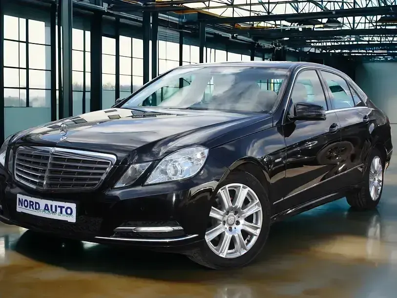 Occasion Mercedes E200 Elegance 184 ch (135 kW) 2012 Noir Berline