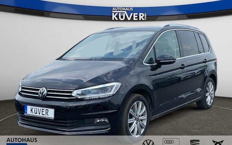 Schwarz Gebraucht 2024 VW Touran Highline Van / Kleinbus | 35.850 € (Fairer Preis) - Bild 1/4