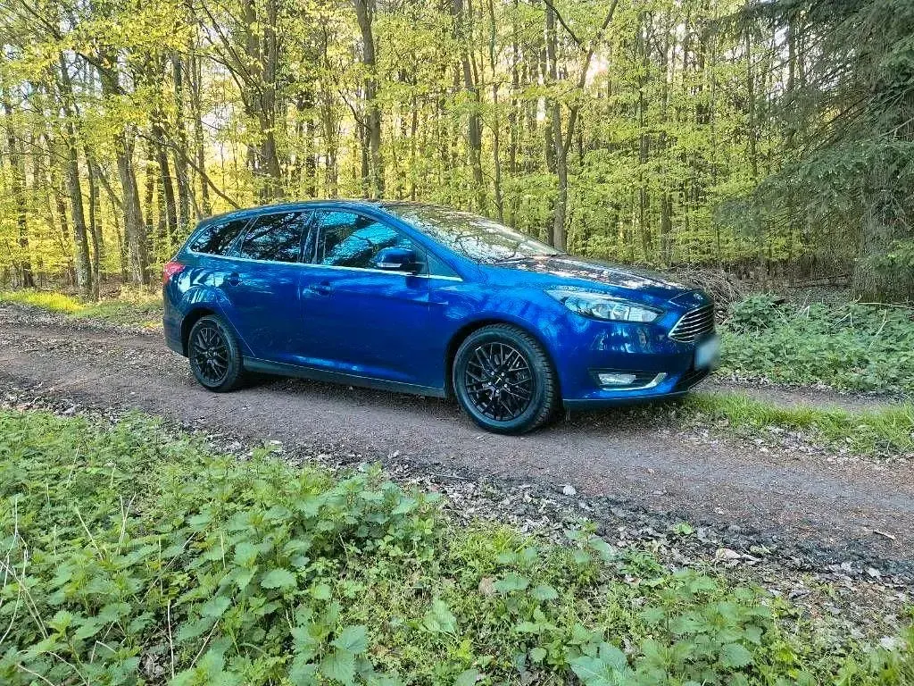 Gebraucht Ford Focus Titanium 150 PS (110 kW) 2015 Blau Kombi