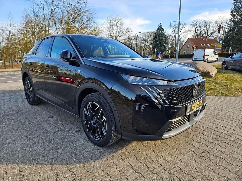 Gebraucht Peugeot 3008 GT 136 PS (100 kW) 2025 Schwarz perla nera metallic SUV