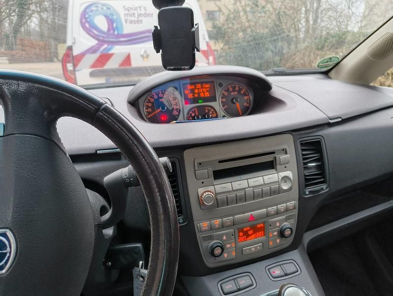 Gebraucht Lancia Musa 95 PS (69 kW) 2008 Van / Kleinbus