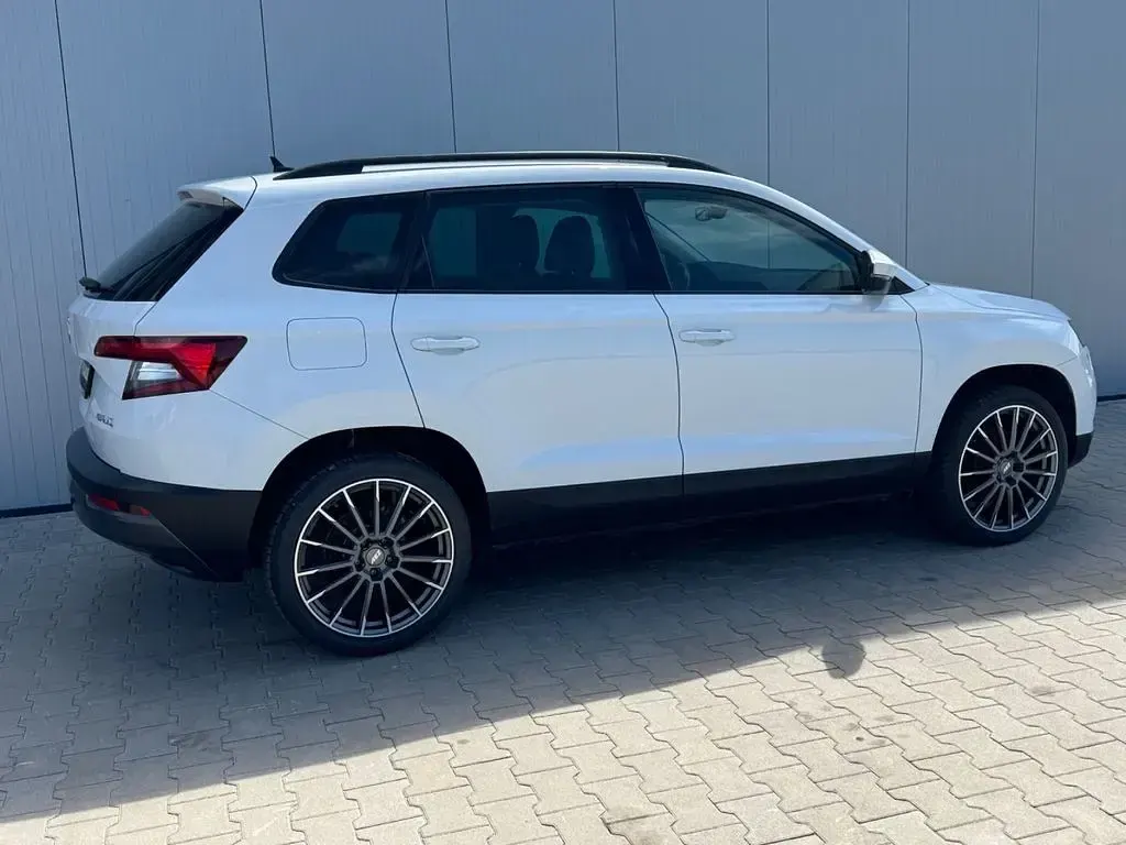 Gebraucht Skoda Karoq 150 PS (110 kW) 2017 Weiß SUV