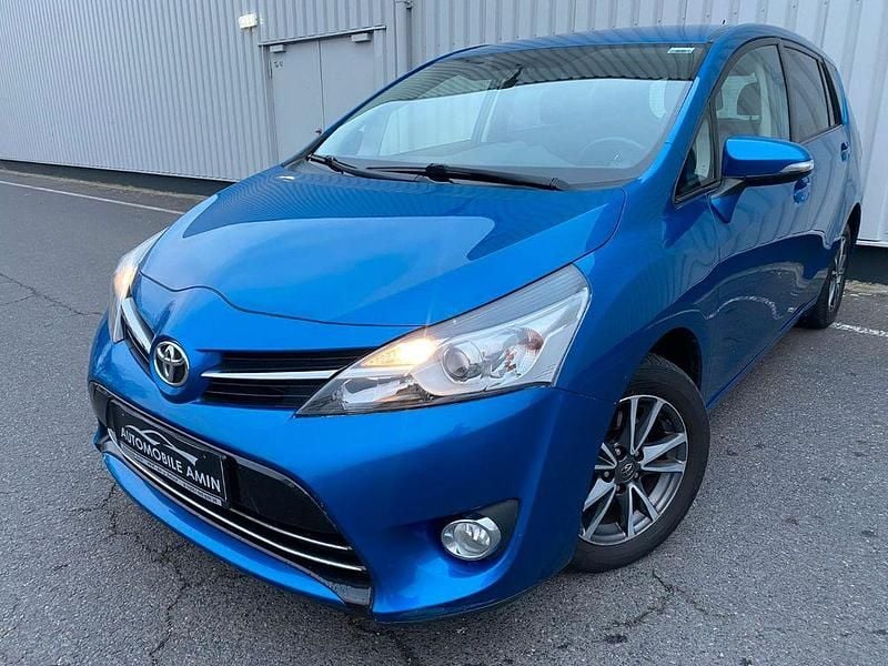 Blau Gebraucht 2013 Toyota Verso Van / Kleinbus | 6.390 € (Fairer Preis) - Bild 1/4