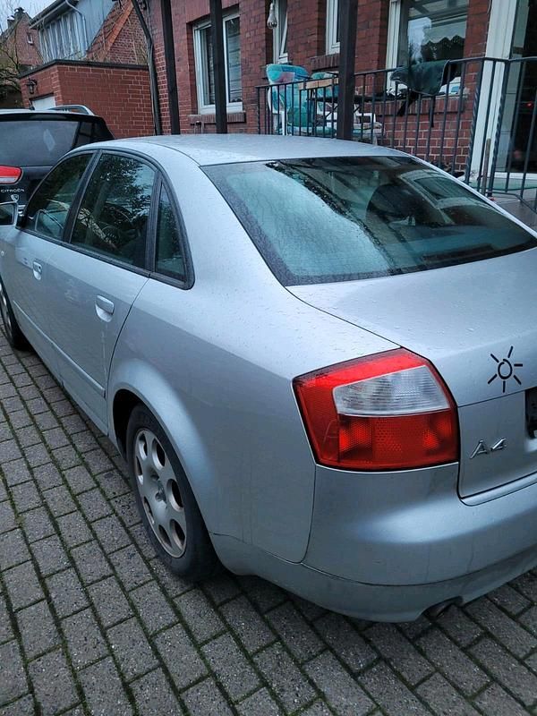 Gebraucht Audi A4 131 PS (96 kW) 2004 Grau Limousine