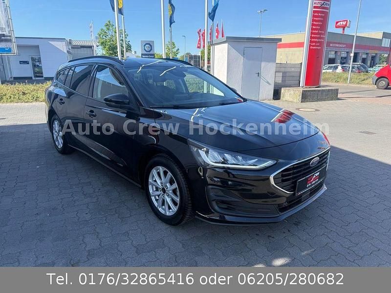 Gebraucht Ford Focus Cool & Connect 120 PS (88 kW) 2023 Schwarz Limousine