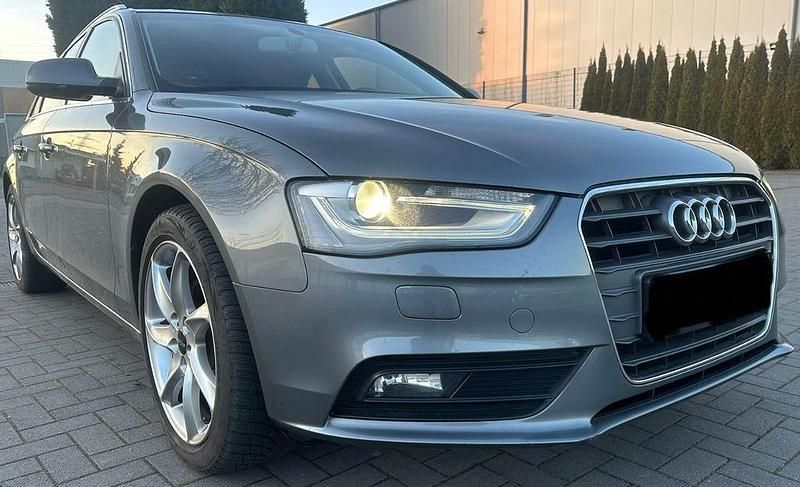 Gebraucht Audi A4 Ambiente 150 PS (110 kW) 2015 Kombi