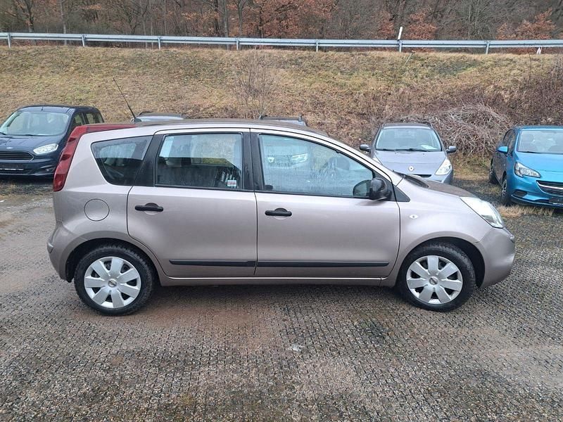 Gebraucht Nissan Note Visia 88 PS (64 kW) 2009 Braun Kleinwagen