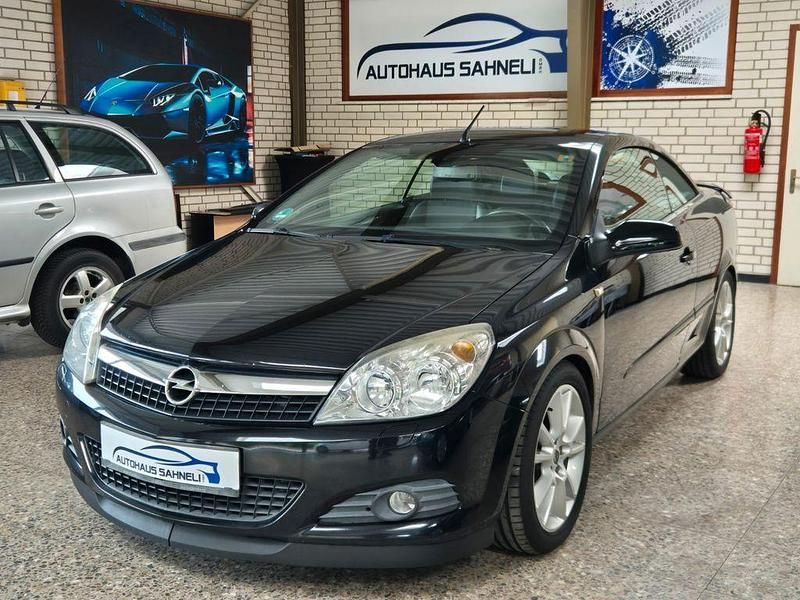 Schwarz Gebraucht 2008 Opel Astra Cabriolet Cosmo Cabrio | 5.790 € (Teuer) - Bild 1/4