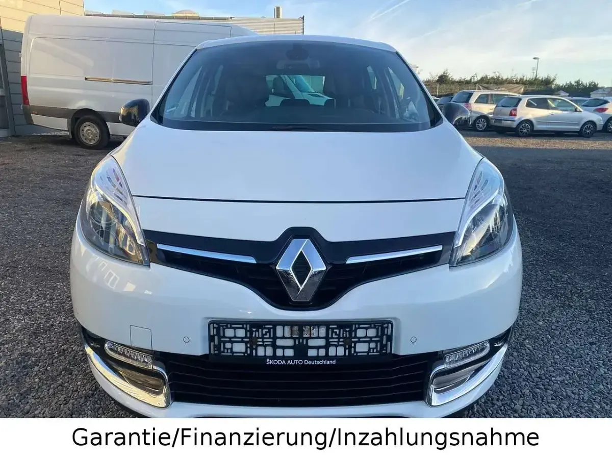 Gebraucht Renault Scénic Bose Edition 132 PS (97 kW) 2015 Weiß Van / Kleinbus