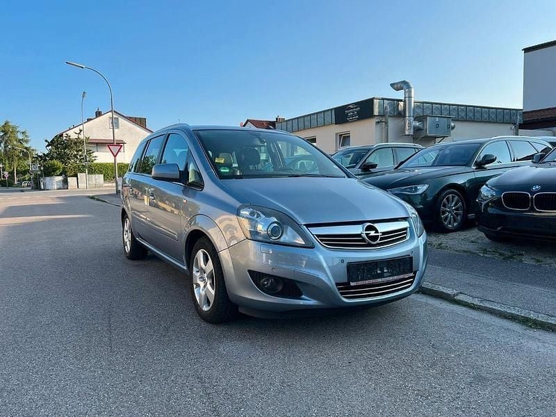Silber Gebraucht 2009 Opel Zafira Van / Kleinbus | 2.500 € (Guter Preis) - Bild 1/4