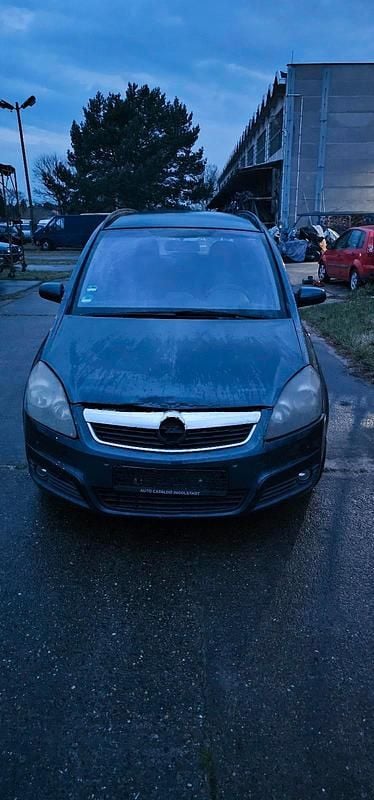Gebraucht Opel Zafira 145 PS (106 kW) 2005 Grau Van / Kleinbus