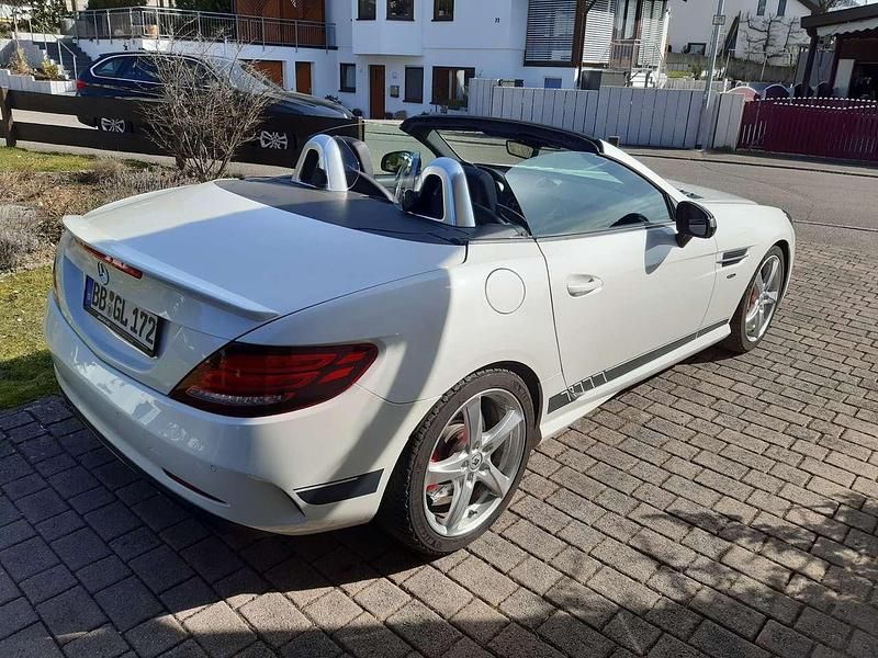 Gebraucht Mercedes SLK350 306 PS (225 kW) 2011 Weiß Cabrio
