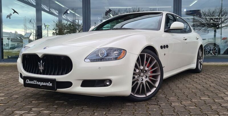 Bianco eldorado Gebraucht 2013 Maserati Quattroporte Limousine | 44.900 € - Bild 1/4