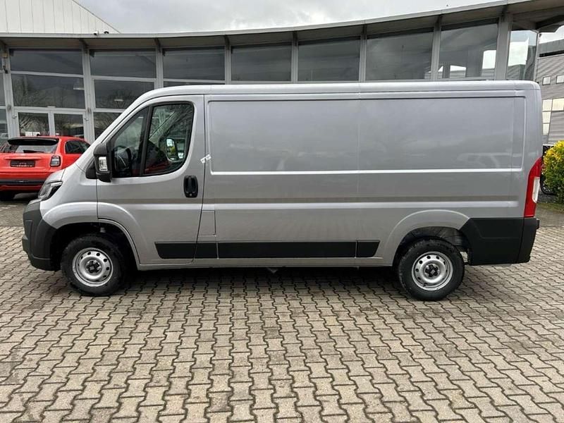 Neu Fiat Ducato 120 PS (88 kW) 2026 Silber Van