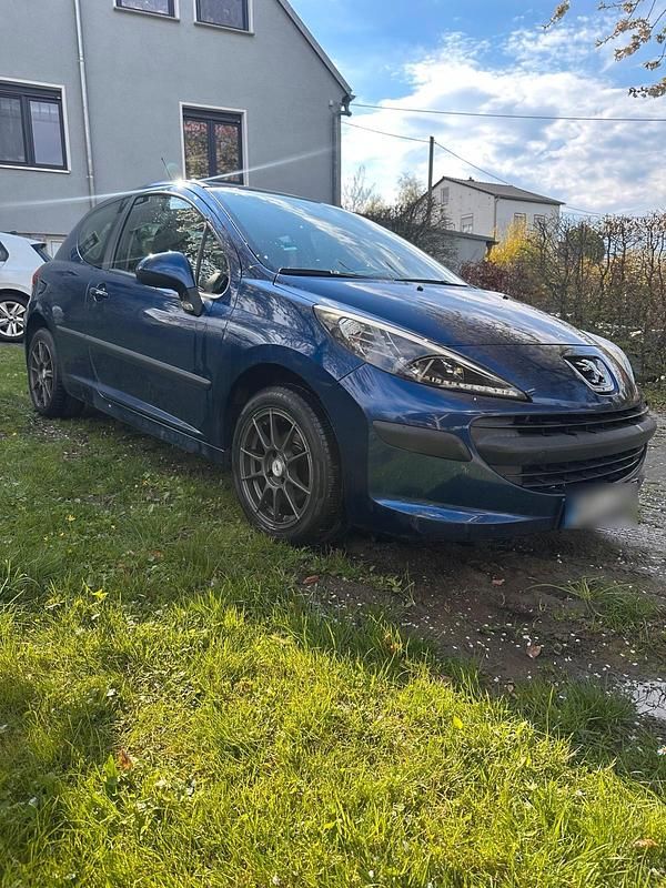 Gebraucht Peugeot 207 88 PS (64 kW) 2006 Blau Kleinwagen