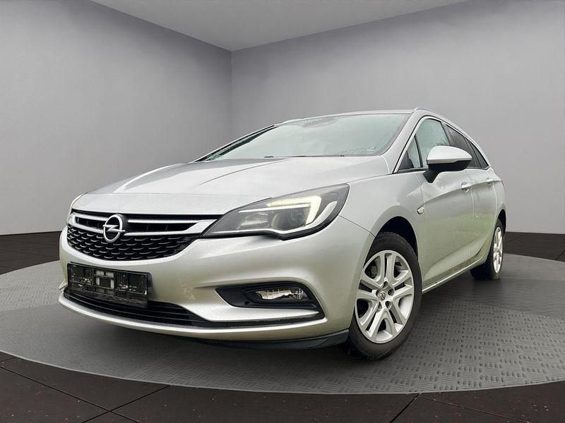 Silber Gebraucht 2016 Opel Astra Kombi | 8.499 € (Superpreis) - Bild 1/4