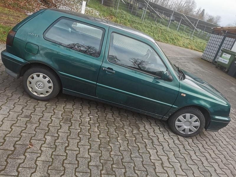 Gebraucht VW Golf III 75 PS (55 kW) 1997 Grün Limousine
