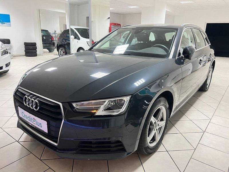 Gebraucht Audi A4 Basis 122 PS (89 kW) 2019 Grau Kombi