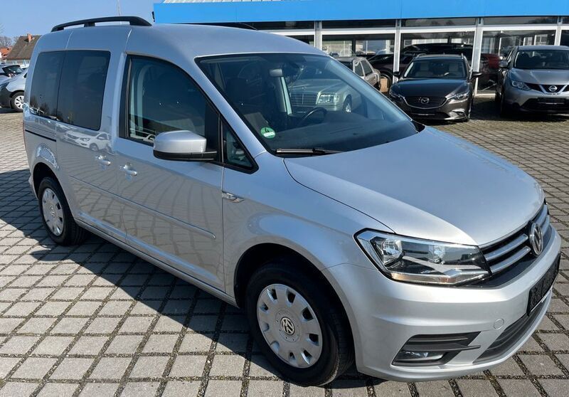 Reflexsilber metallic Gebraucht 2017 VW Caddy Comfortline Van / Kleinbus | 13.250 € (Fairer Preis) - Bild 1/4