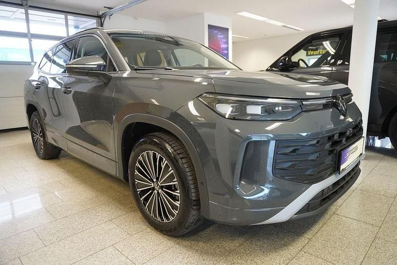 Gebraucht VW Tayron Life 150 PS (110 kW) 2025 Grau SUV