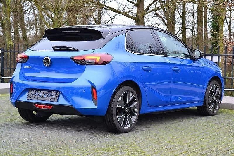 Gebraucht Opel Corsa-e Ultimate 99 kW (135 PS) 2021 Blau Kleinwagen