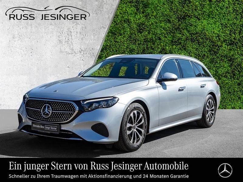 Metalliclack hightechsilber Gebraucht 2024 Mercedes E220 Avantgarde Kombi | 44.680 € (Etwas zu teuer) - Bild 1/3
