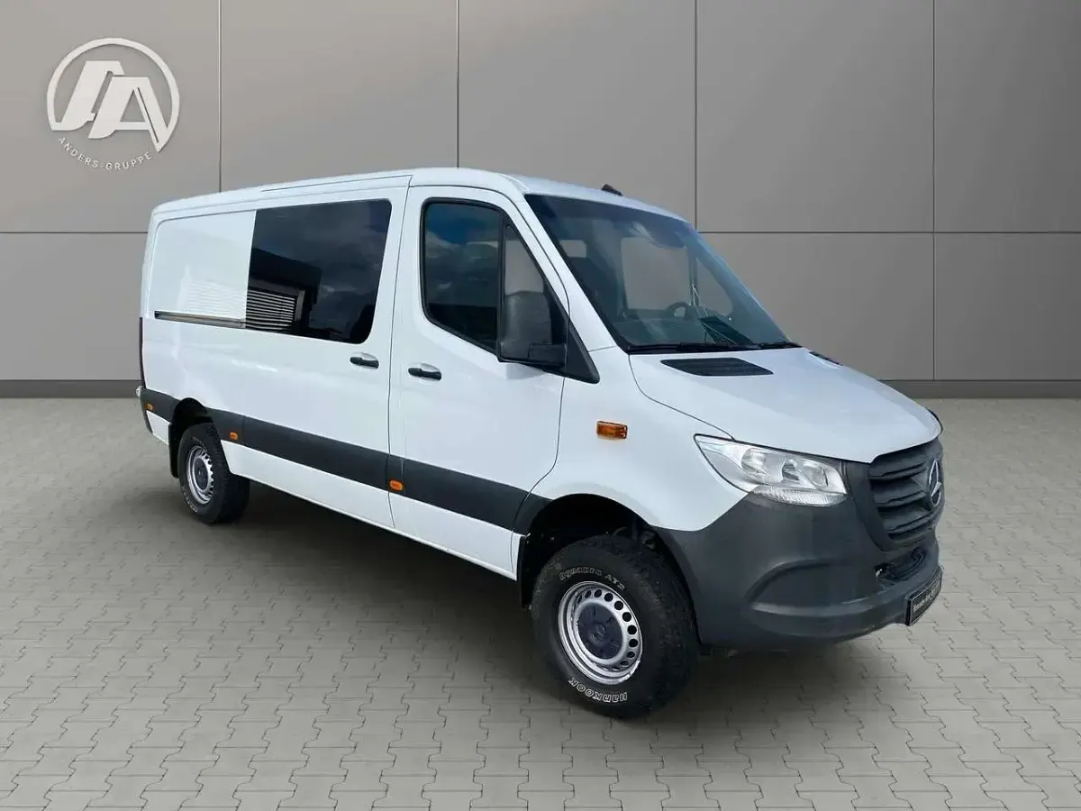 Gebraucht Mercedes Sprinter 163 PS (119 kW) 2020 Arktikweiß Van