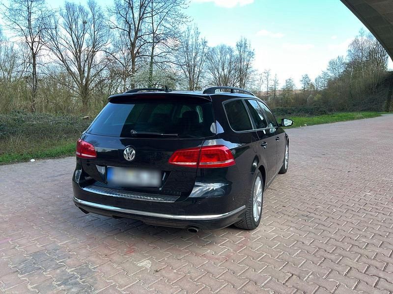 Gebraucht VW Passat R-line 177 PS (130 kW) 2013 Schwarz Kombi