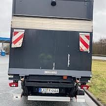 Gebraucht Mercedes Sprinter 163 PS (119 kW) 2020 Grau Van