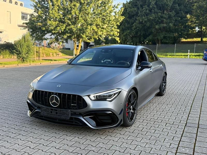 Grau Gebraucht 2020 Mercedes CLA45 AMG AMG Limousine | 41.999 € (Fairer Preis) - Bild 1/4