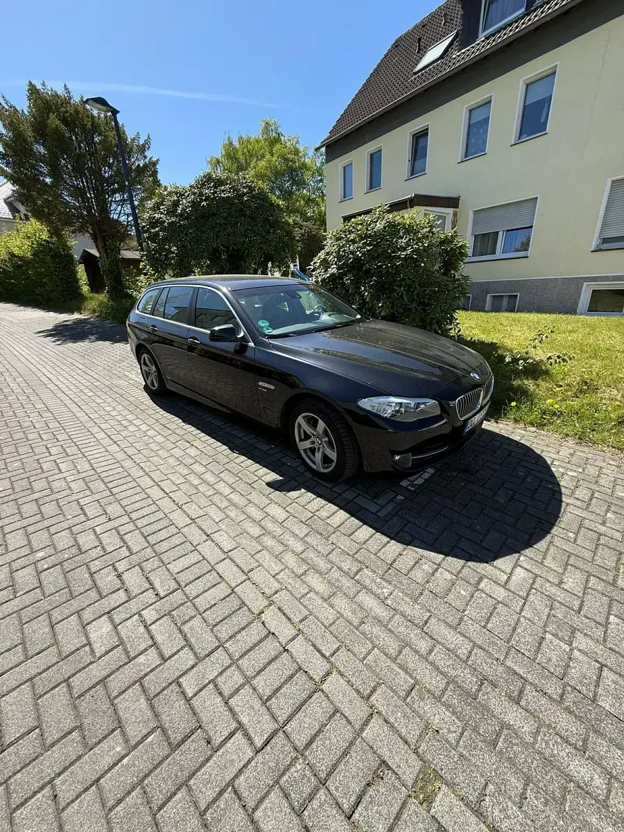 Usata BMW 530 258 CV (189 kW) 2012 Nero Station wagon