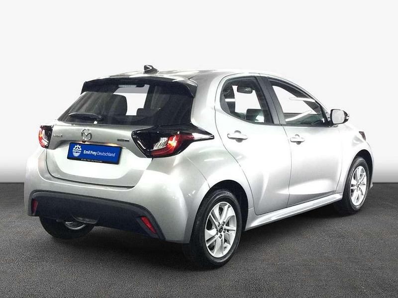 Neu Mazda 2 Center-Line 92 PS (67 kW) 2025 Stormy silver Limousine