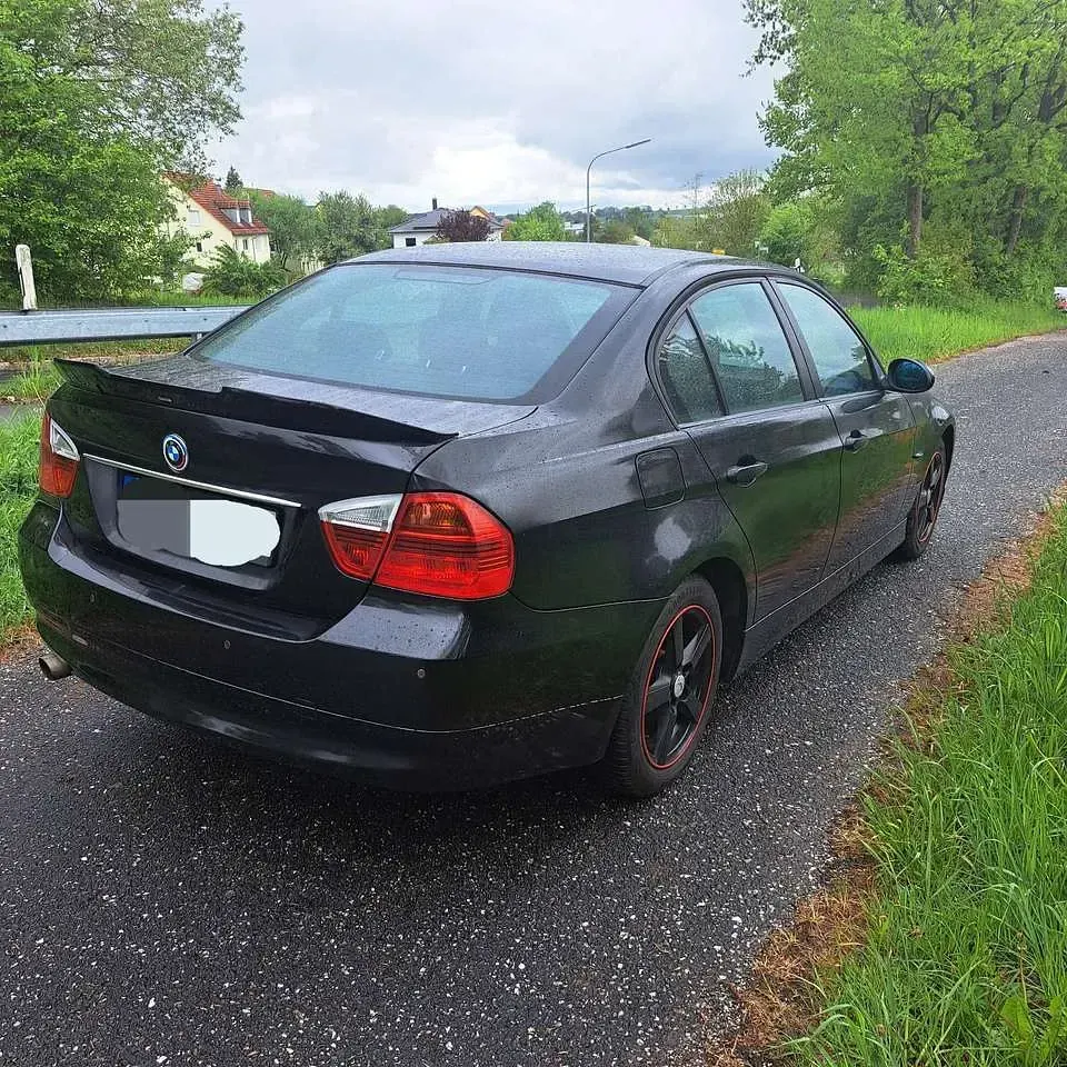 Usata BMW 320 150 CV (110 kW) 2006 Nero Berlina