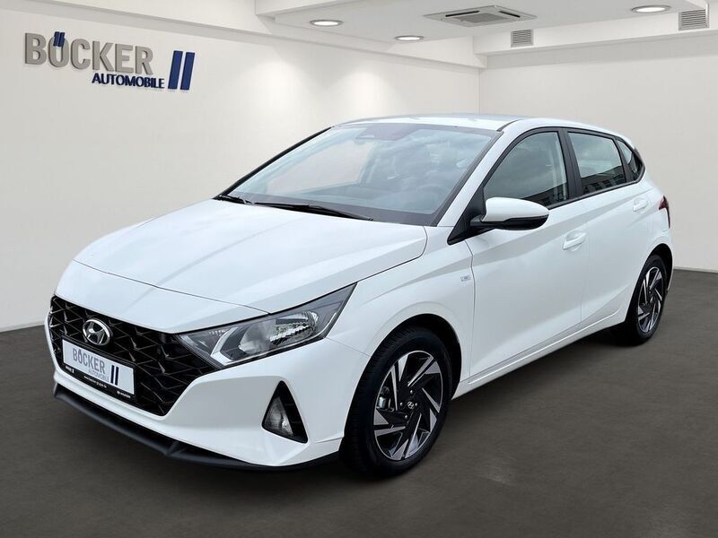 Weiß Gebraucht 2023 Hyundai i20 Select Limousine | 16.980 € (Guter Preis) - Bild 1/4