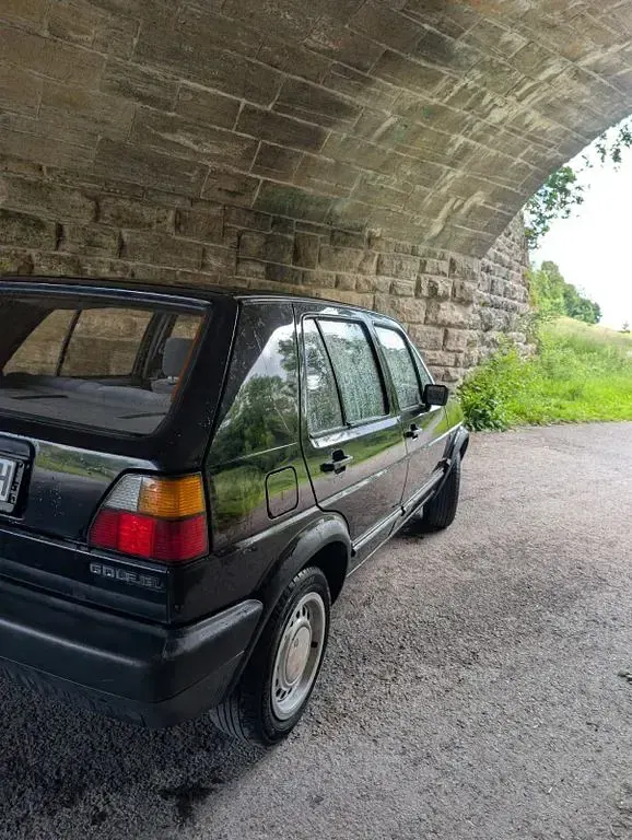 Gebraucht VW Golf II 72 PS (52 kW) 1986 Schwarz Kleinwagen