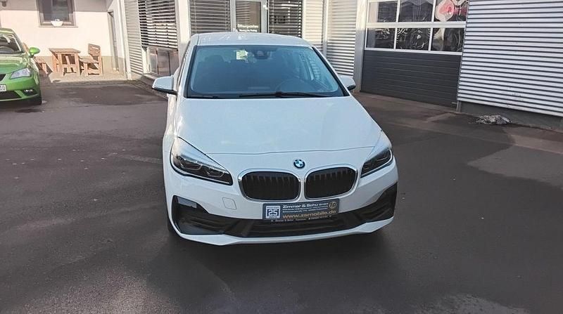 Gebraucht BMW 225 Advantage 136 PS (100 kW) 2019 Weiß Kombi