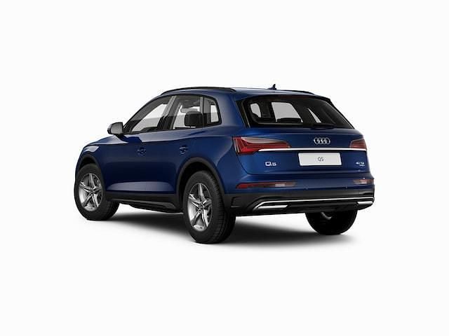 Używany Audi Q5 Basis 204 KM (150 kW) 2024 Niebieski SUV