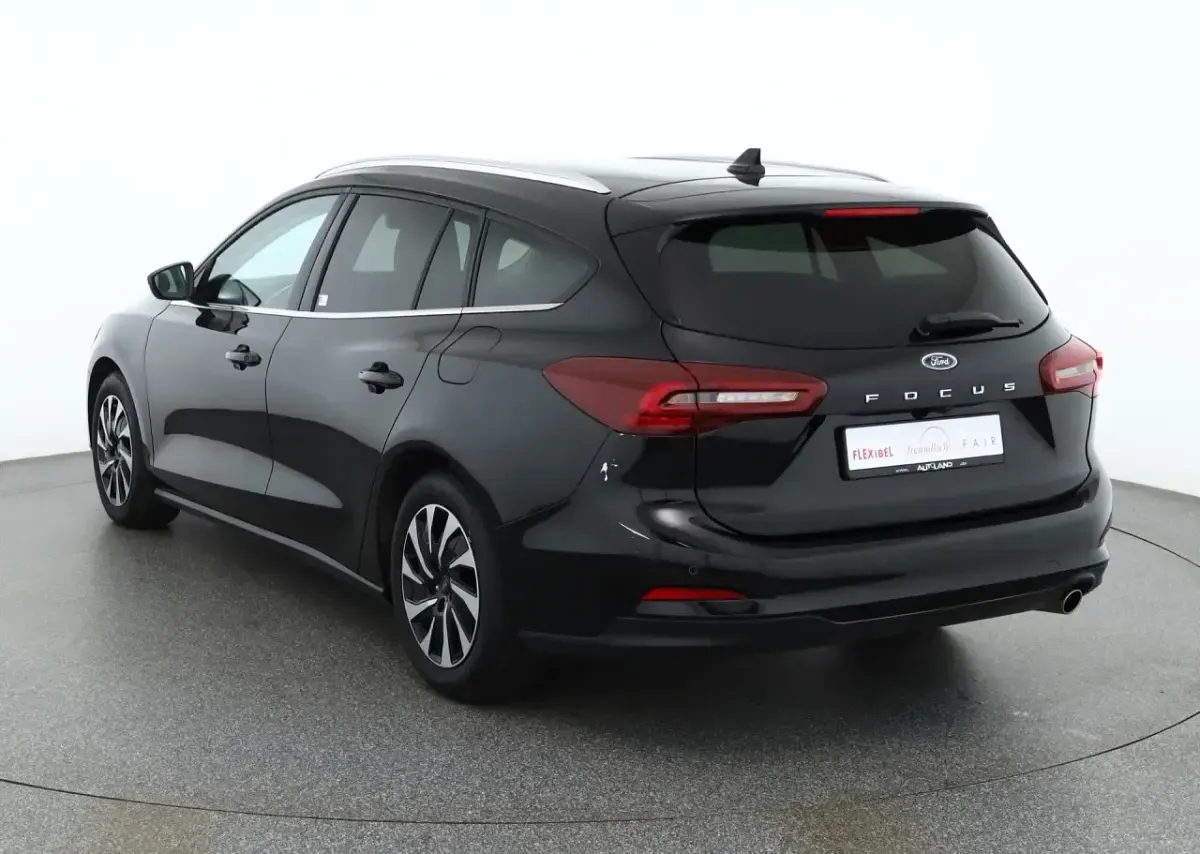 Usata Ford Focus Titanium X 125 CV (91 kW) 2025 Nero Station wagon