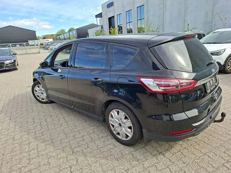 Gebraucht Ford S-MAX Trend 150 PS (110 kW) 2017 Schwarz Van / Kleinbus