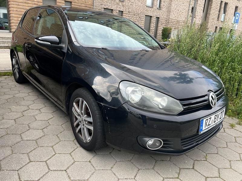 Schwarz Gebraucht 2009 VW Golf VI Comfortline Kleinwagen | 2.250 € (Guter Preis) - Bild 1/4