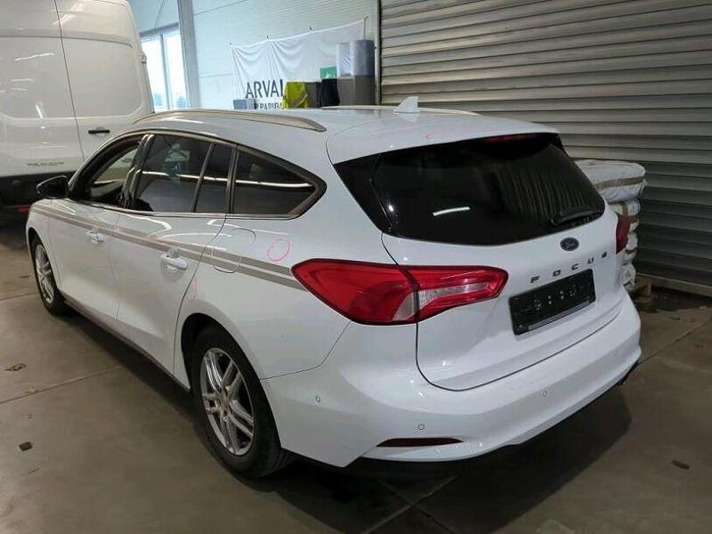 Gebraucht Ford Focus Cool & Connect 120 PS (88 kW) 2019 Weiß Limousine