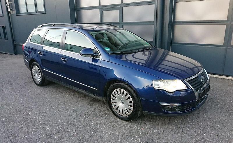 Blau Gebraucht 2008 VW Passat Kombi | 999 € (Superpreis) - Bild 1/4