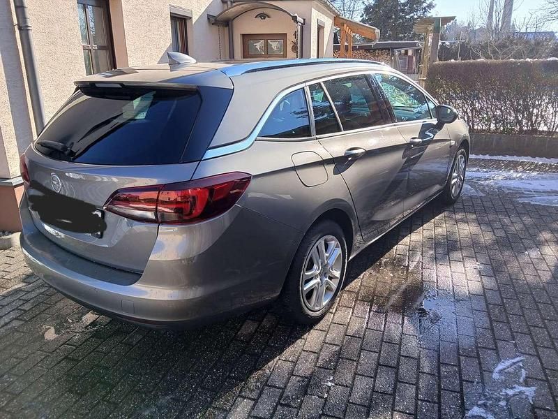 Gebraucht Opel Astra Active 150 PS (110 kW) 2017 Bronze Kombi