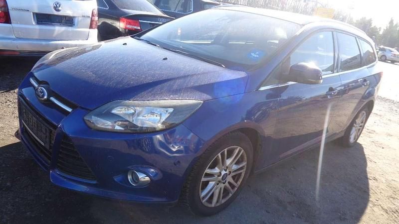 Gebraucht Ford Focus 125 PS (91 kW) 2014 Blau Kombi