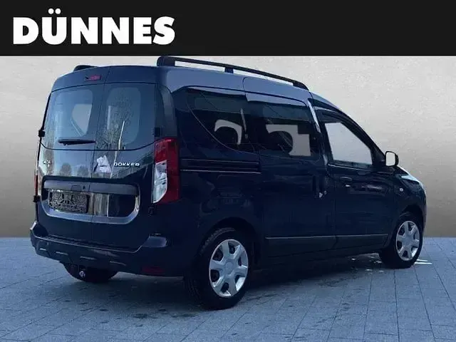 Gebraucht Dacia Dokker Lauréate 116 PS (85 kW) 2016 Blau (marine blau) Van / Kleinbus