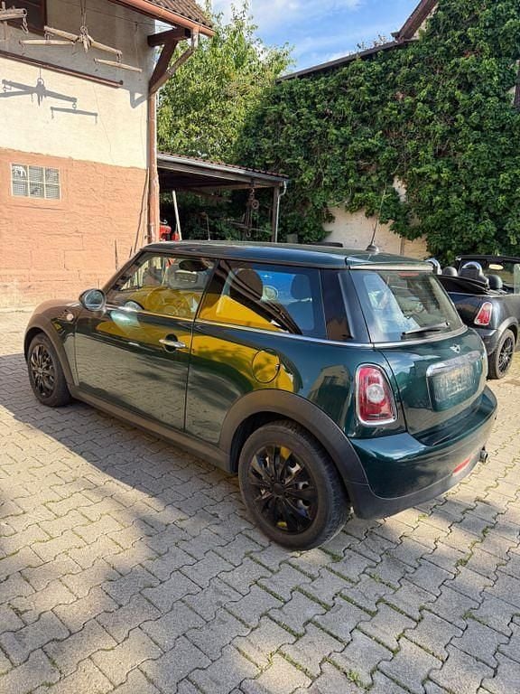 Grün Gebraucht 2008 Mini ONE Kleinwagen | 950 € (Superpreis) - Bild 1/4