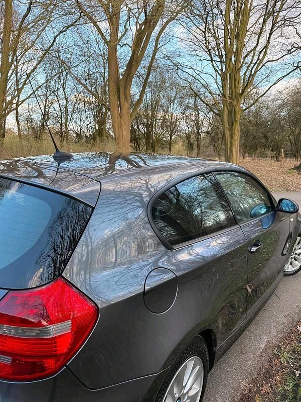 Gebraucht BMW 120 145 PS (106 kW) 2008 Grau Kleinwagen