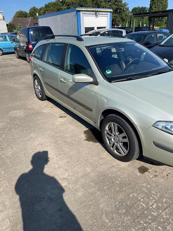 Gebraucht Renault Laguna II 134 PS (98 kW) 2003 Gelb Kombi